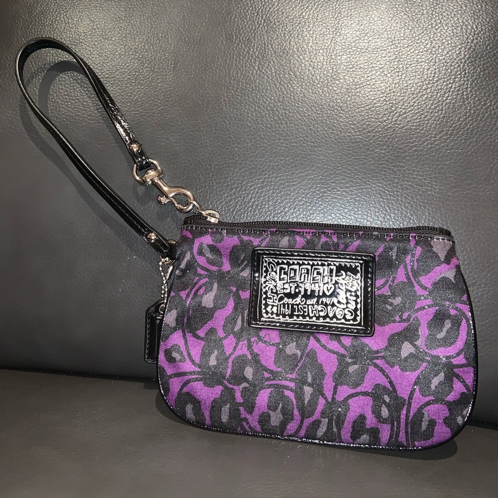 NEW never used Coach wristlet
